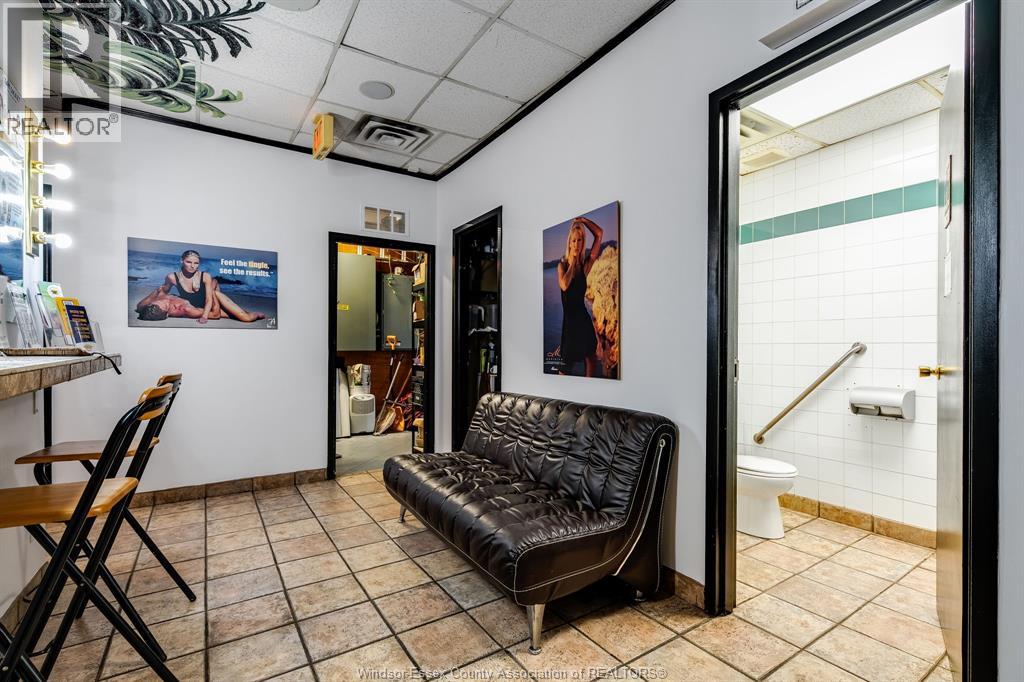 4756 Tecumseh Road, Windsor, Ontario N8T 1B7 - Photo 30 - 25028189