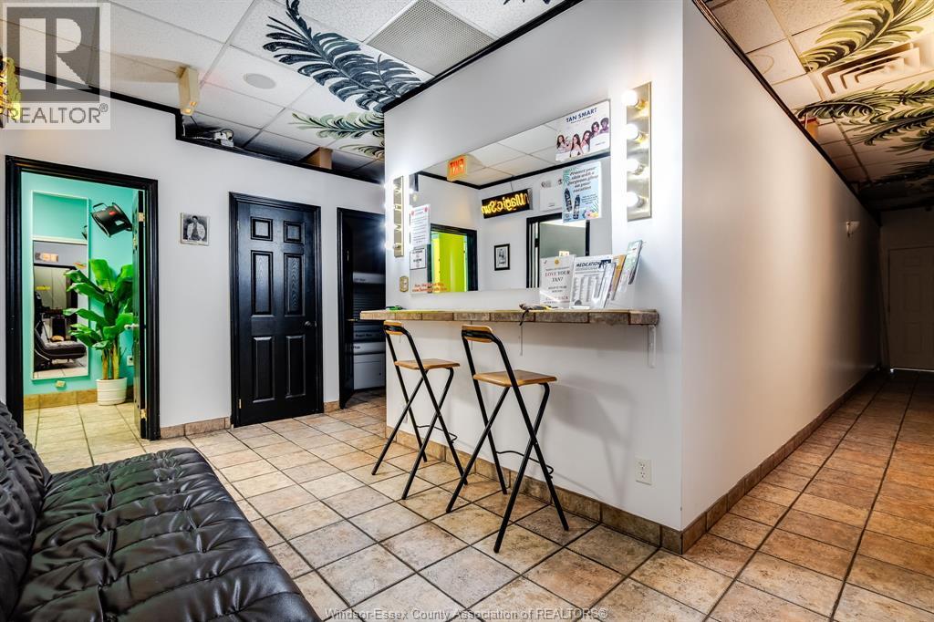 4756 Tecumseh Road, Windsor, Ontario N8T 1B7 - Photo 32 - 25028189