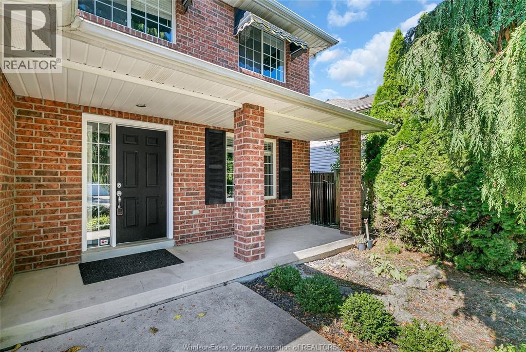 1459 Clover Avenue, Windsor, Ontario N8P 1R2 - Photo 3 - 25028263