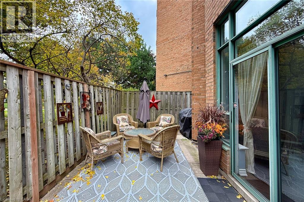 1276 Maple Crossing Boulevard Unit# 111, Burlington, Ontario L7S 2J9 - Photo 10 - 40782308