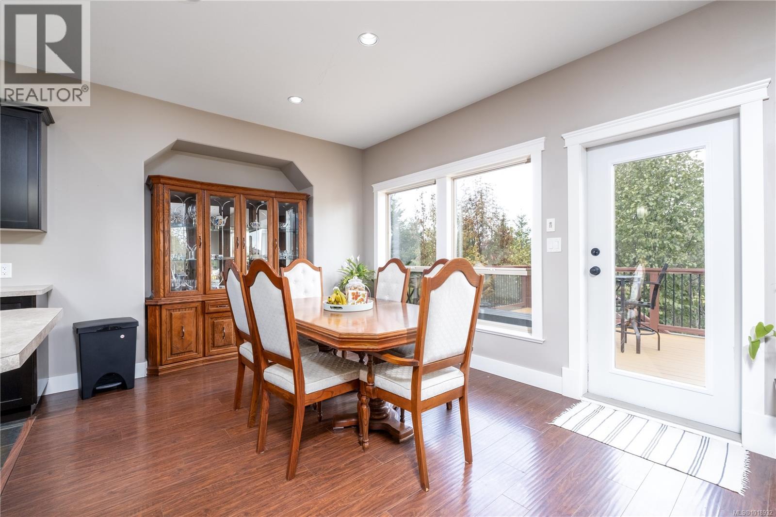 2644 Kendal Ave, Cumberland, British Columbia V0R 1S0 - Photo 5 - 1018932