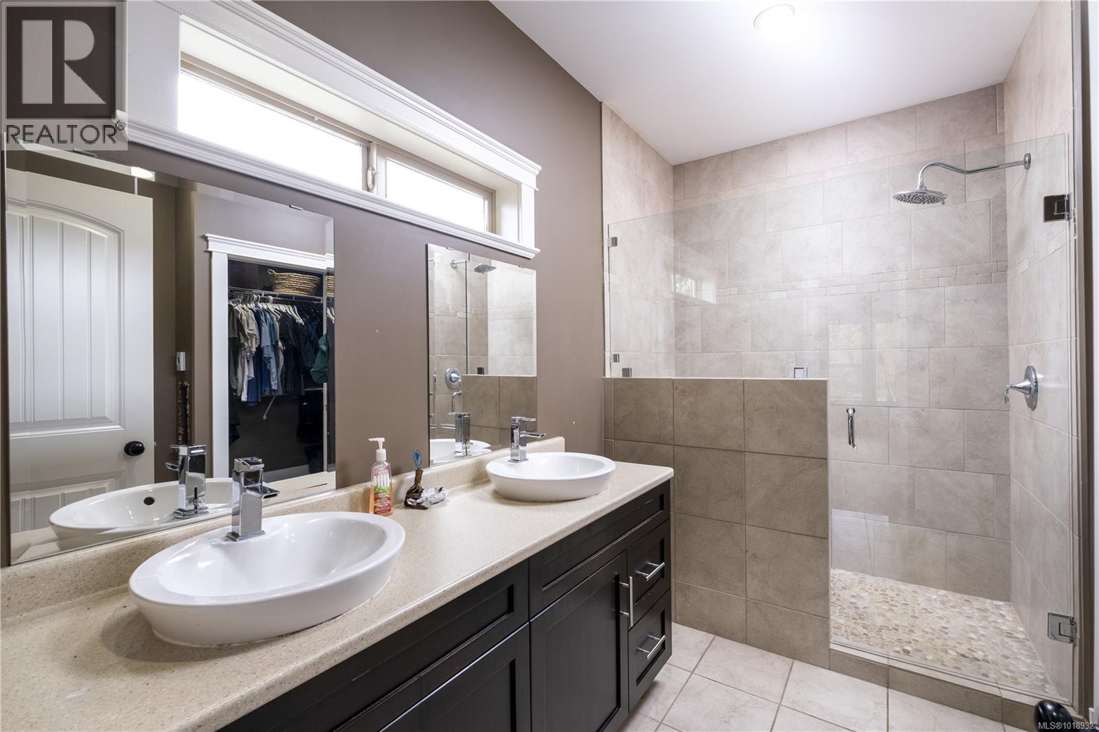 2644 Kendal Ave, Cumberland, British Columbia V0R 1S0 - Photo 15 - 1018932