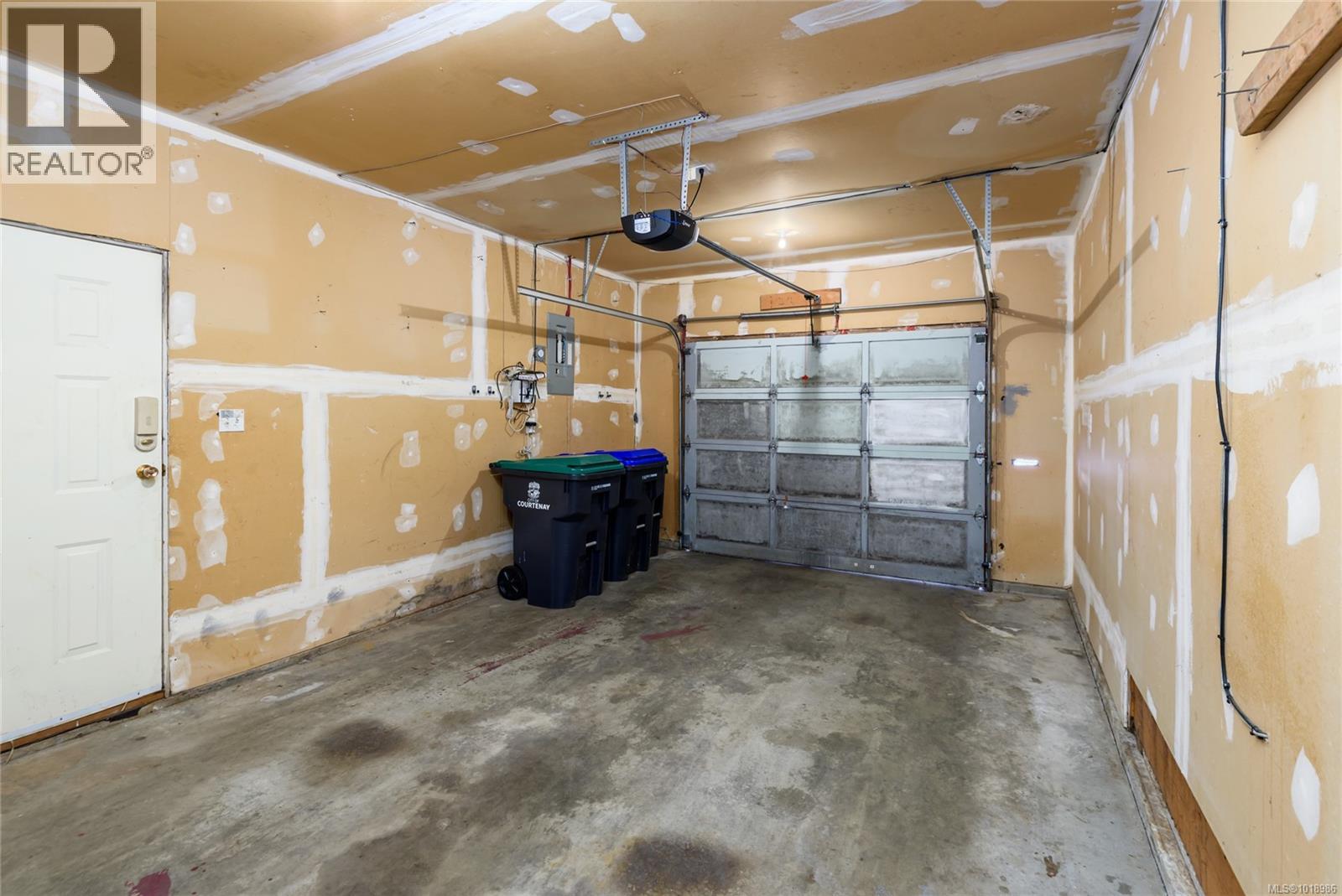 2475 Valley View Dr, Courtenay, British Columbia  V9N 8S5 - Photo 36 - 1018986