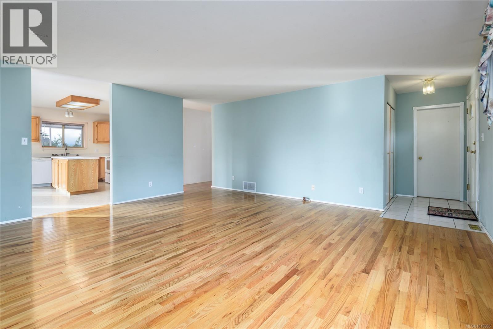 2475 Valley View Dr, Courtenay, British Columbia  V9N 8S5 - Photo 10 - 1018986