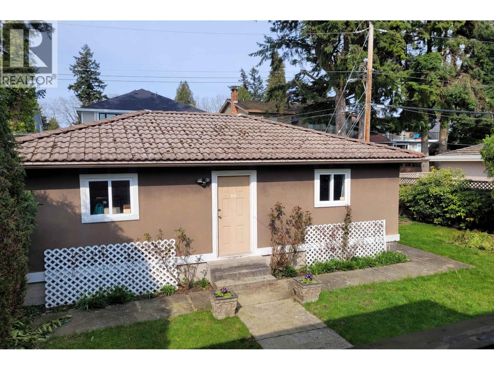 1467 W 58th Avenue, Vancouver, British Columbia V6P 1W4 - Photo 12 - R3040106