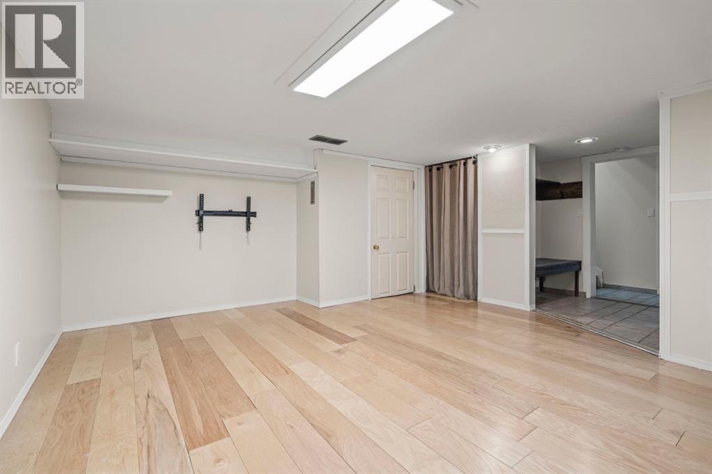 132 Deersaxon Circle Se, Calgary, Alberta  T2R 6R5 - Photo 36 - A2265059