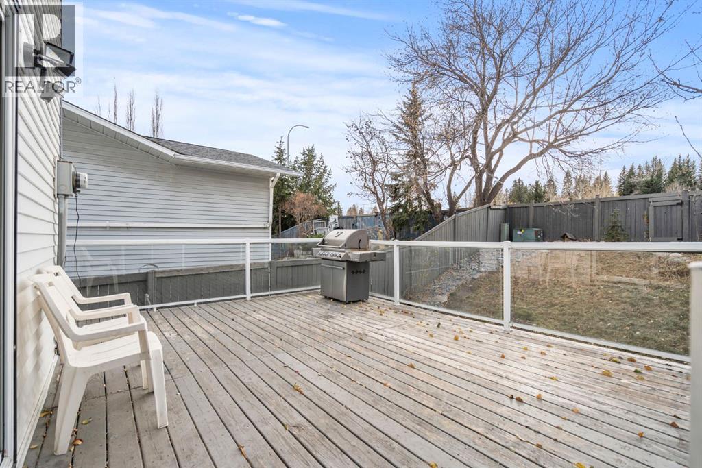 132 Deersaxon Circle Se, Calgary, Alberta  T2R 6R5 - Photo 39 - A2265059