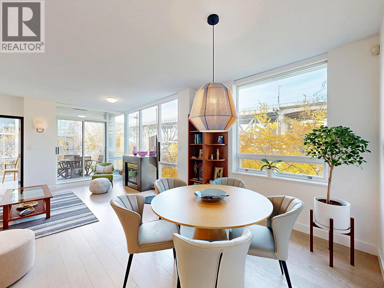 503 638 Beach Crescent, Vancouver, British Columbia  V6Z 3H4 - Photo 4 - R3065331