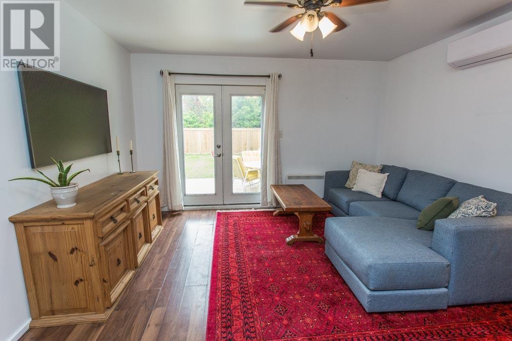 18 Tarbutt St, Bruce Mines, Ontario P0R 1C0 - Photo 9 - SM252741