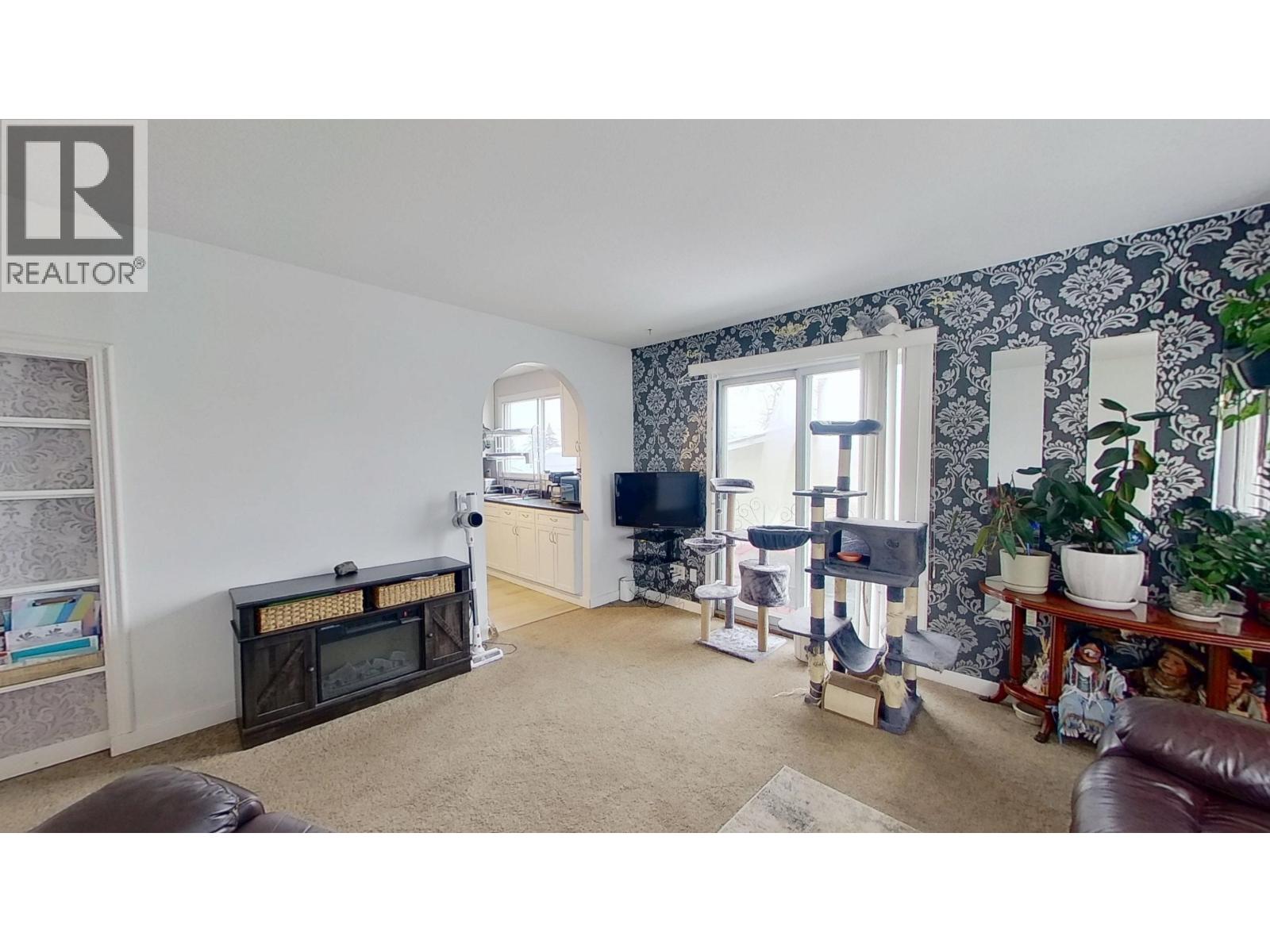 8232 98 Avenue, Fort St. John, British Columbia  V1J 1P5 - Photo 7 - R3065463