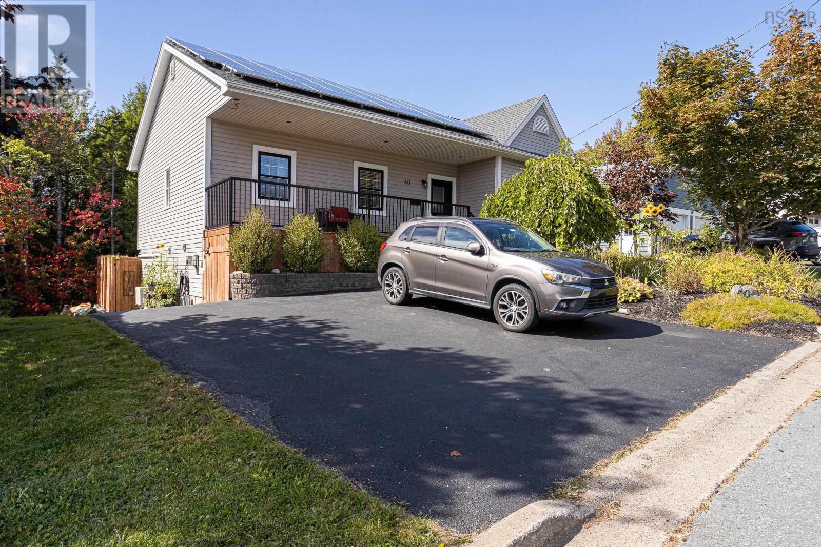 Property at 40 Tenon Drive image 2