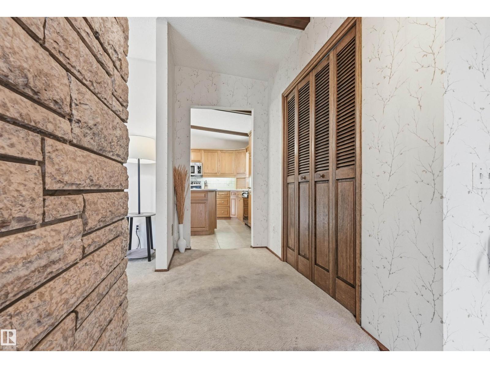 4231 86 St Nw, Edmonton, Alberta  T6K 1C5 - Photo 15 - E4464940