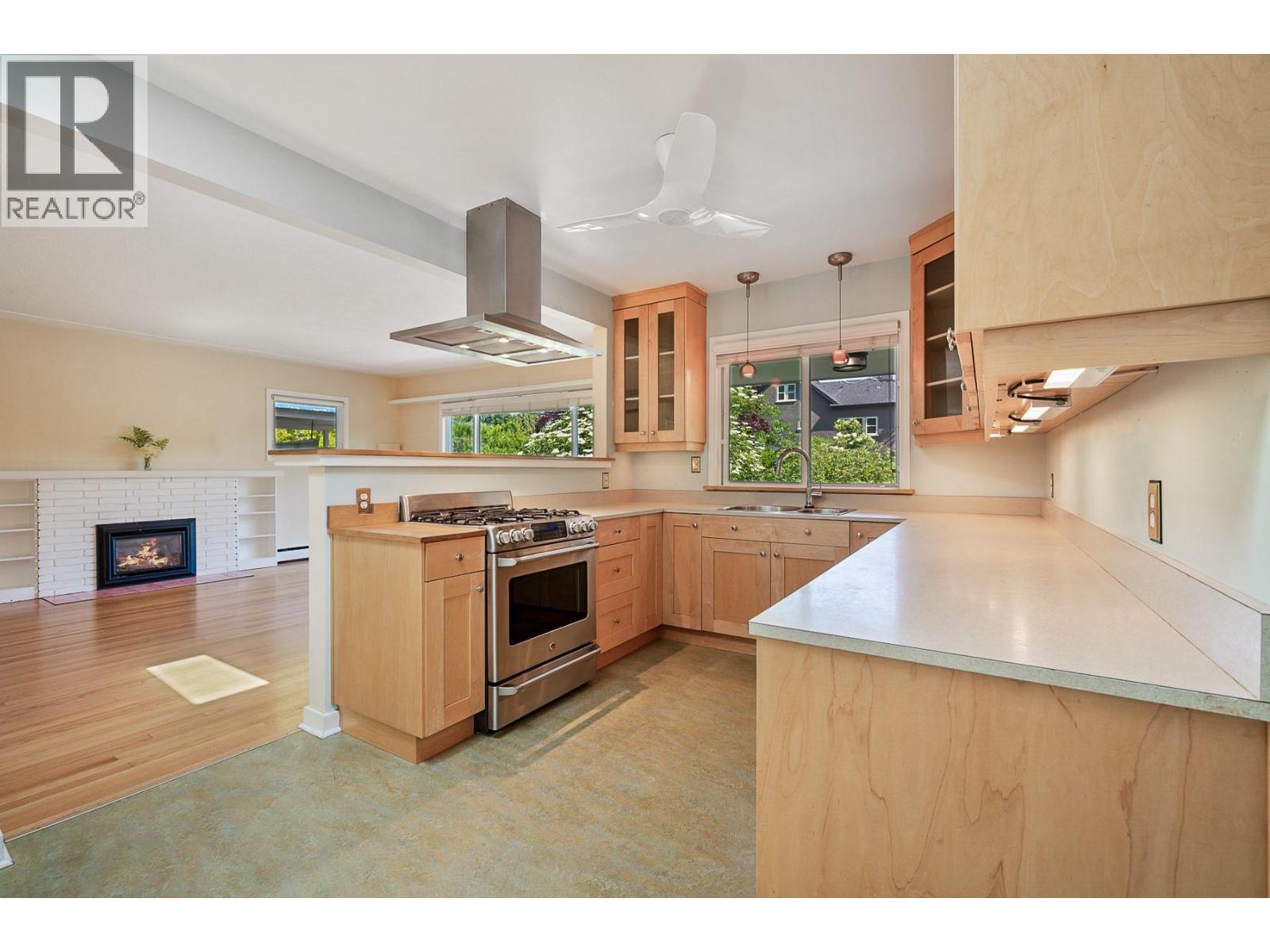 439 Osprey Avenue, Kelowna, British Columbia  V1Y 5A3 - Photo 24 - 10362428