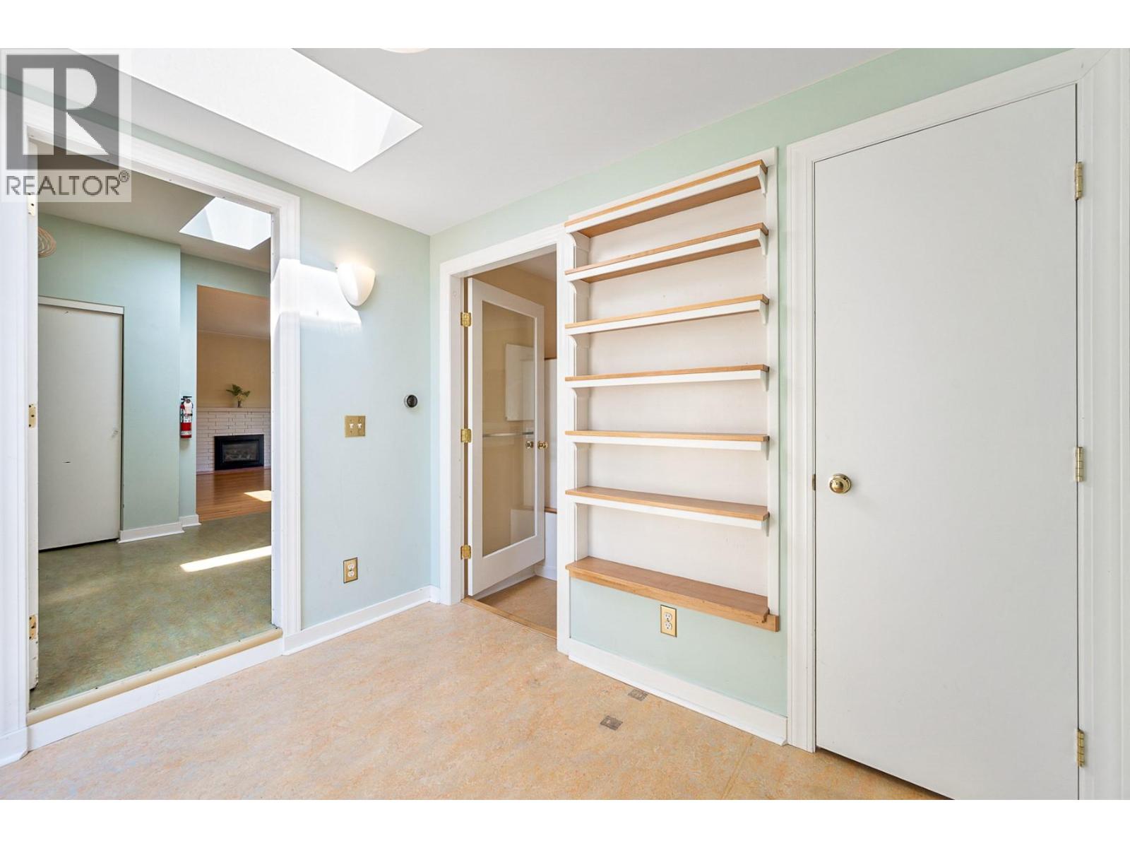 439 Osprey Avenue, Kelowna, British Columbia  V1Y 5A3 - Photo 33 - 10362428