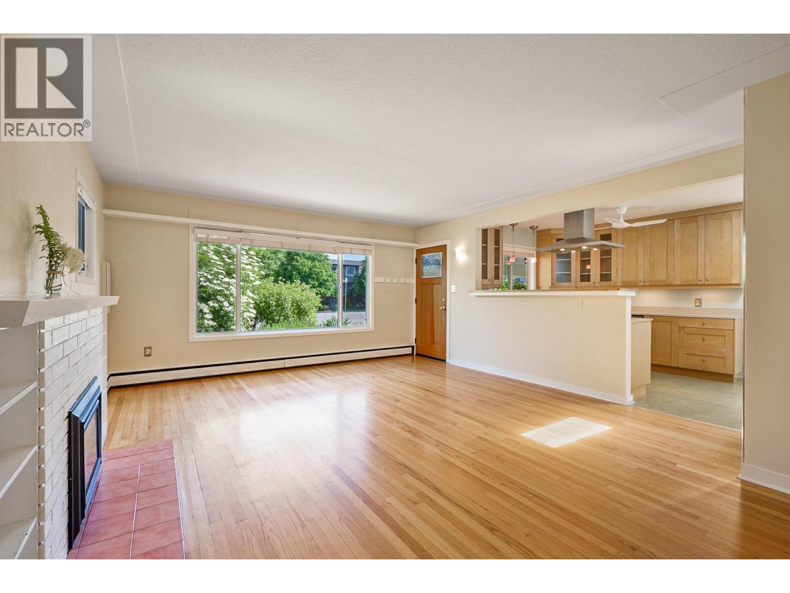 439 Osprey Avenue, Kelowna, British Columbia  V1Y 5A3 - Photo 16 - 10362428