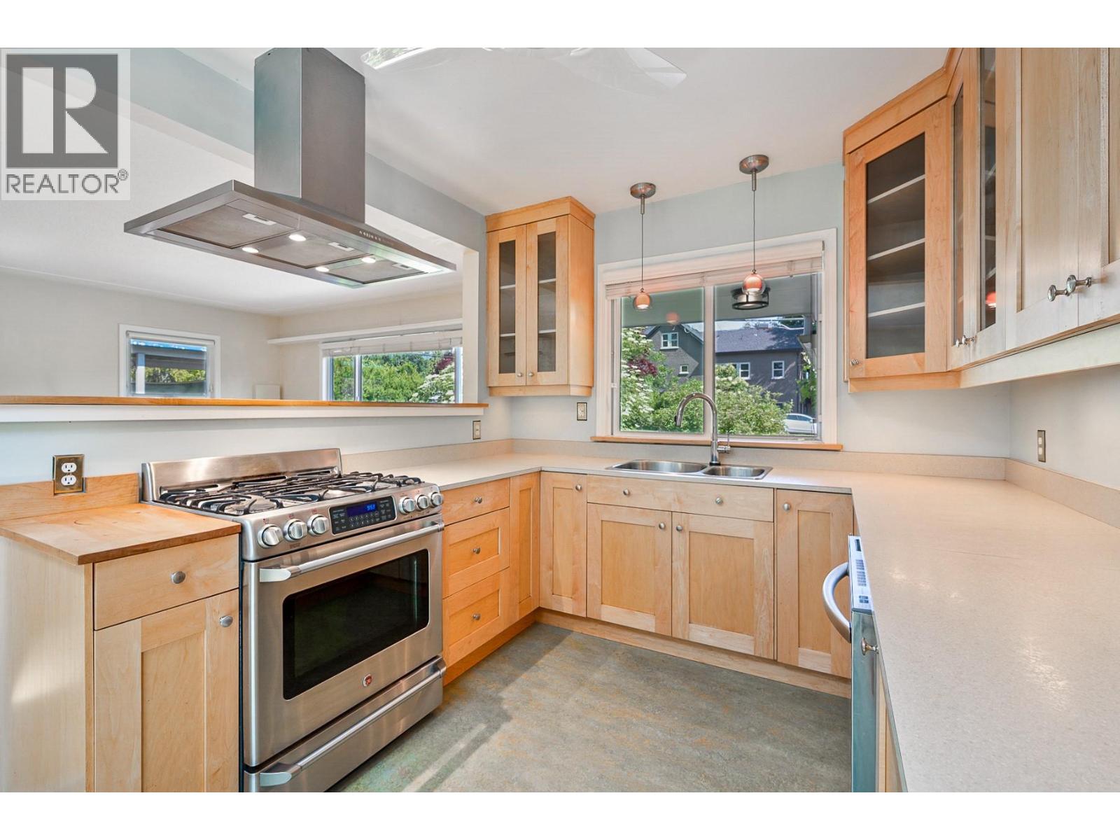 439 Osprey Avenue, Kelowna, British Columbia  V1Y 5A3 - Photo 21 - 10362428