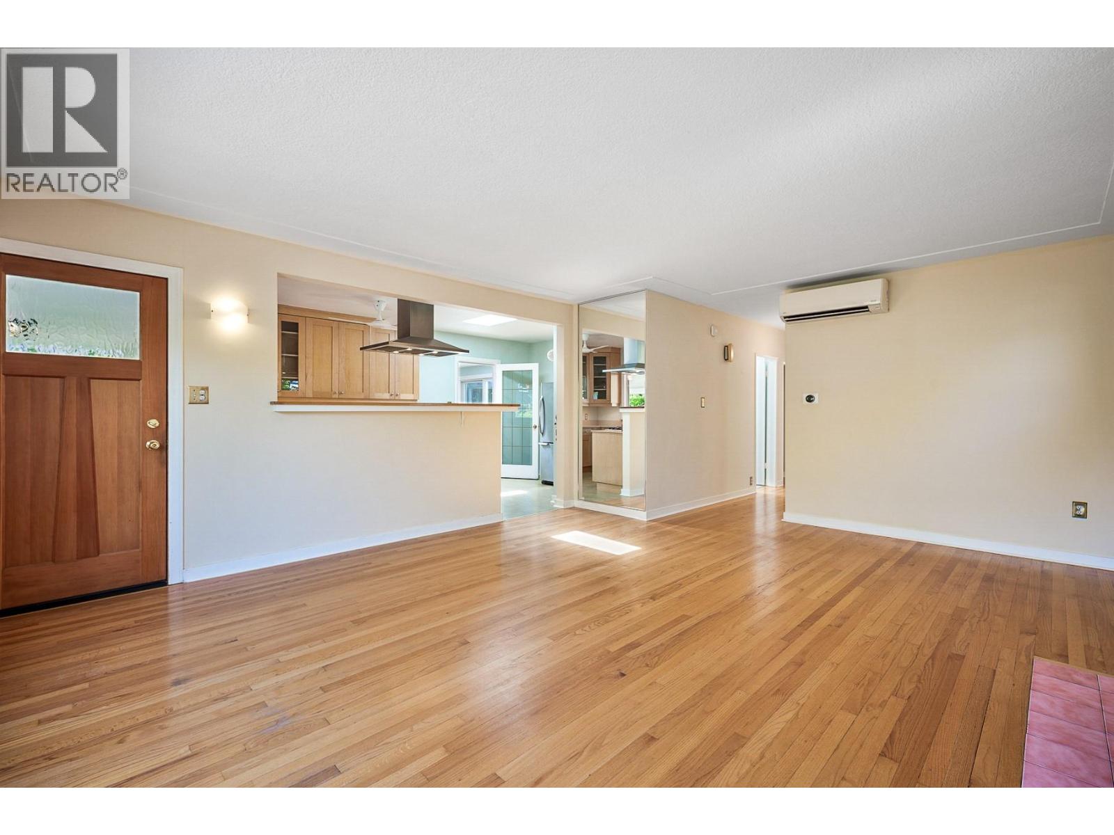 439 Osprey Avenue, Kelowna, British Columbia  V1Y 5A3 - Photo 13 - 10362428