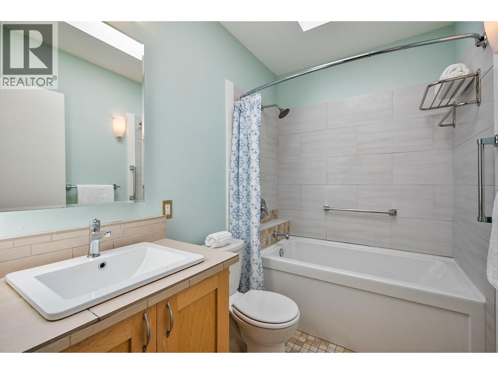 439 Osprey Avenue, Kelowna, British Columbia  V1Y 5A3 - Photo 45 - 10362428