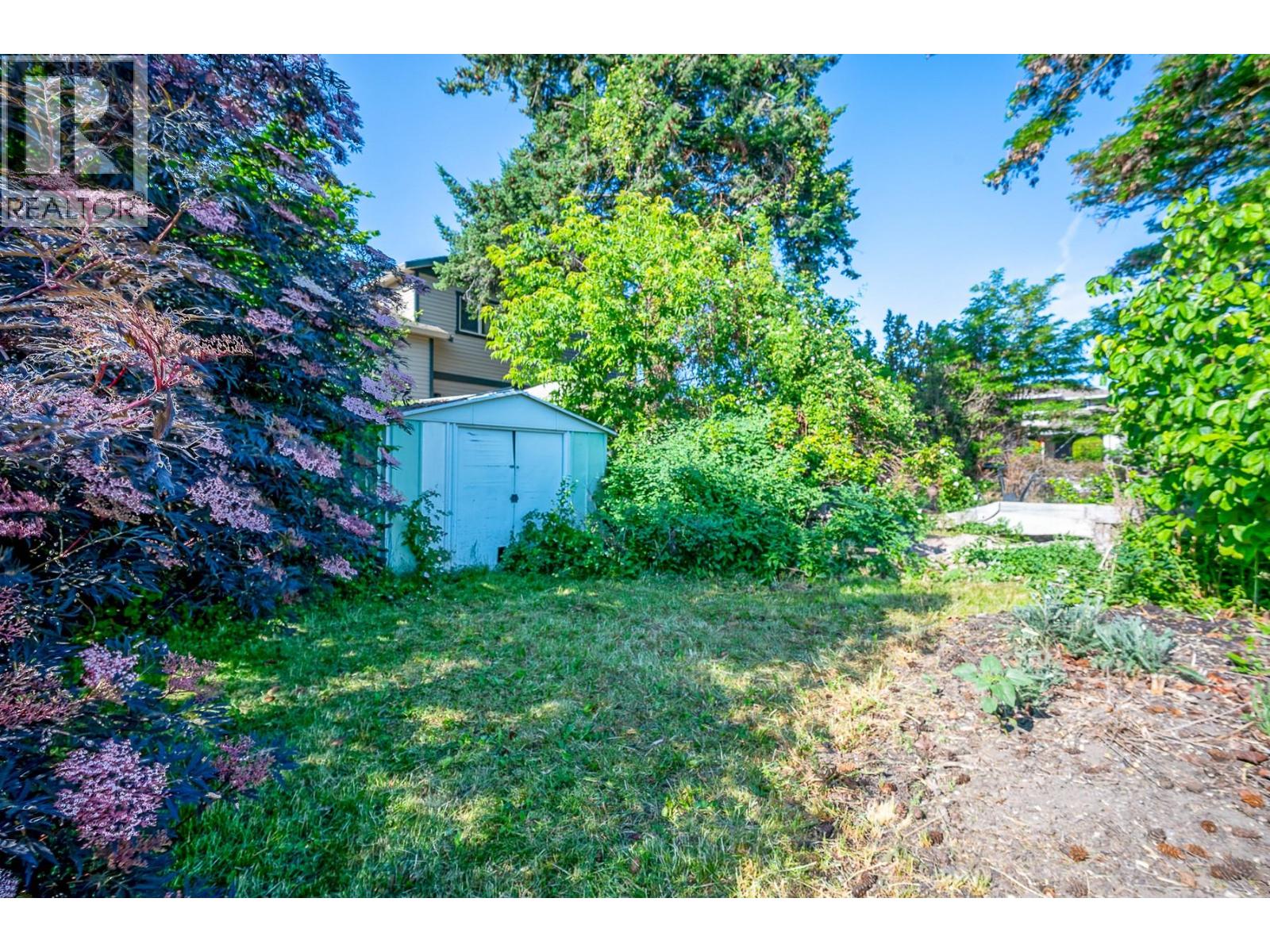 439 Osprey Avenue, Kelowna, British Columbia  V1Y 5A3 - Photo 37 - 10362428