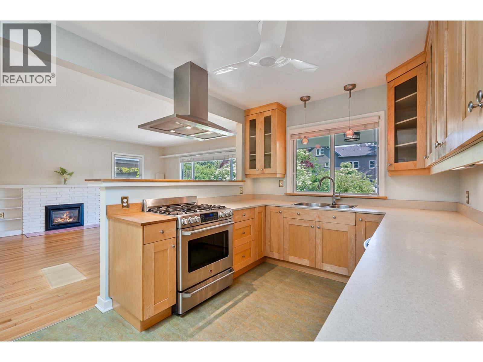 439 Osprey Avenue, Kelowna, British Columbia  V1Y 5A3 - Photo 20 - 10362428