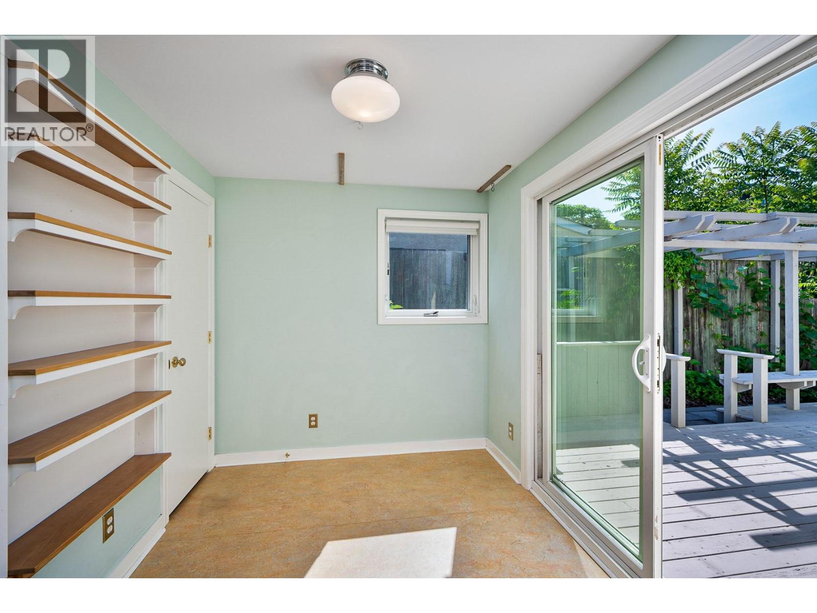 439 Osprey Avenue, Kelowna, British Columbia  V1Y 5A3 - Photo 28 - 10362428