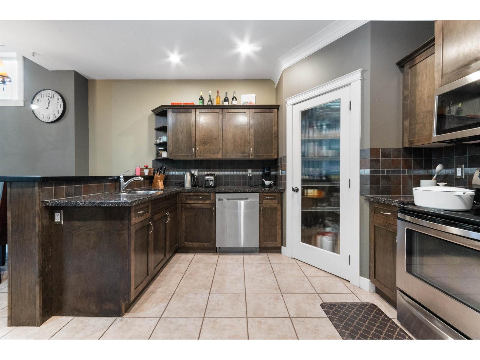 5883 Garrison Boulevard, Garrison Crossing, Chilliwack, British Columbia  V2R 5X8 - Photo 11 - R3064968