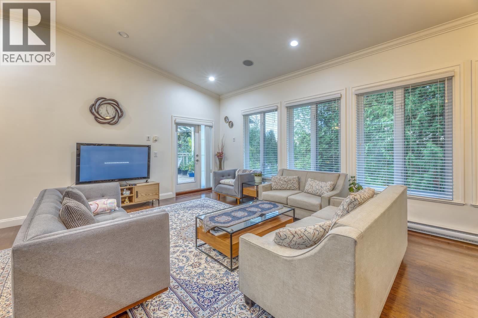 1041 Prospect Avenue, North Vancouver, British Columbia V7R 2M6 - Photo 8 - R3065442