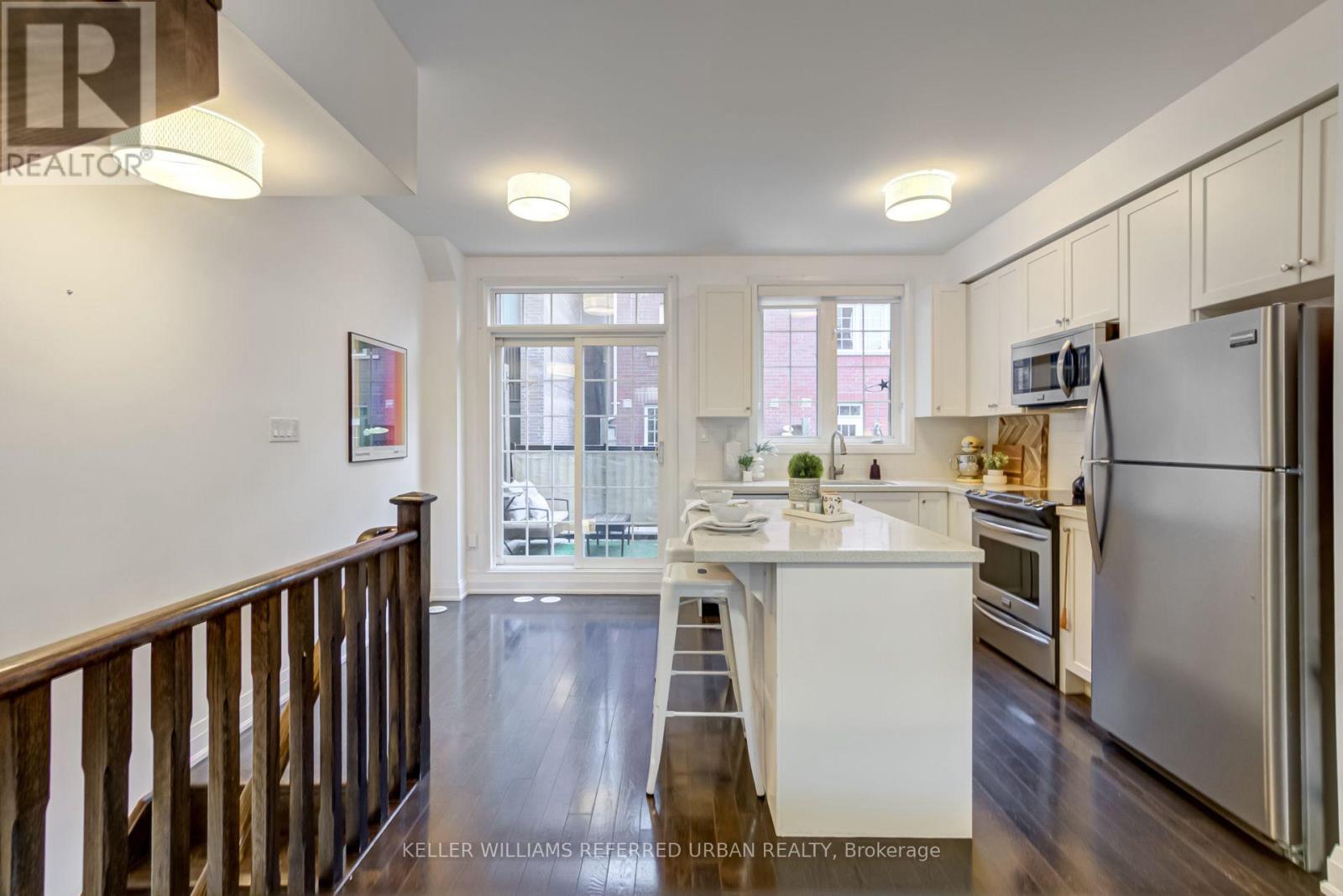 68 Raffeix Lane, Toronto, Ontario M5A 3P1 - Photo 10 - C12518288