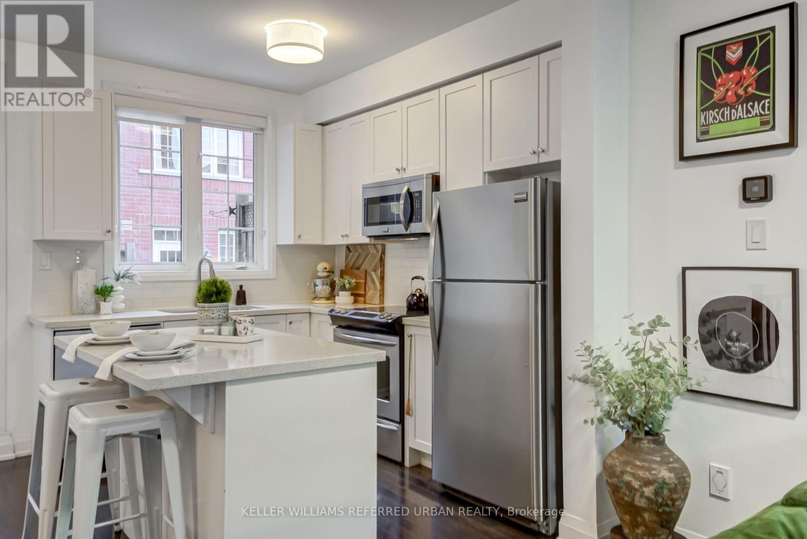 68 Raffeix Lane, Toronto, Ontario M5A 3P1 - Photo 11 - C12518288