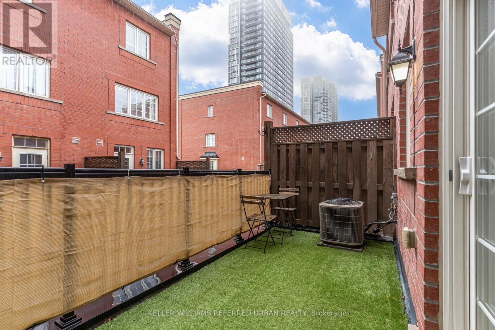 68 Raffeix Lane, Toronto, Ontario M5A 3P1 - Photo 38 - C12518288