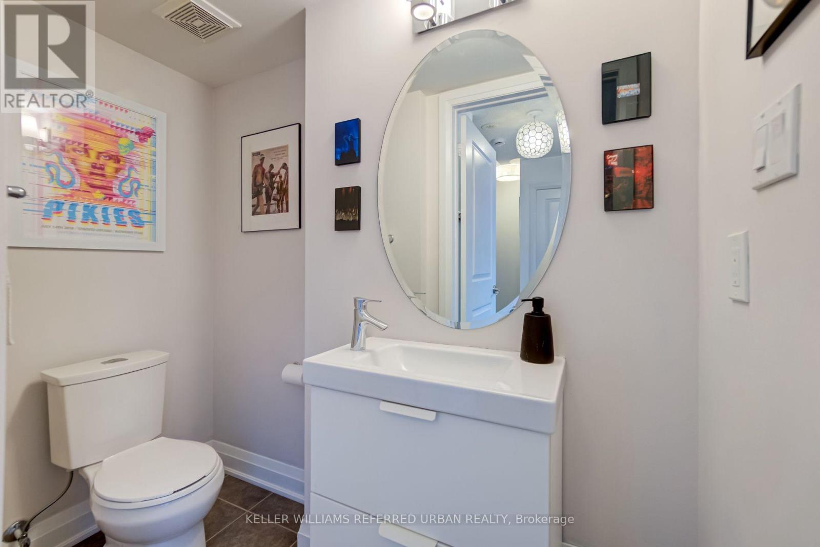 68 Raffeix Lane, Toronto, Ontario M5A 3P1 - Photo 5 - C12518288