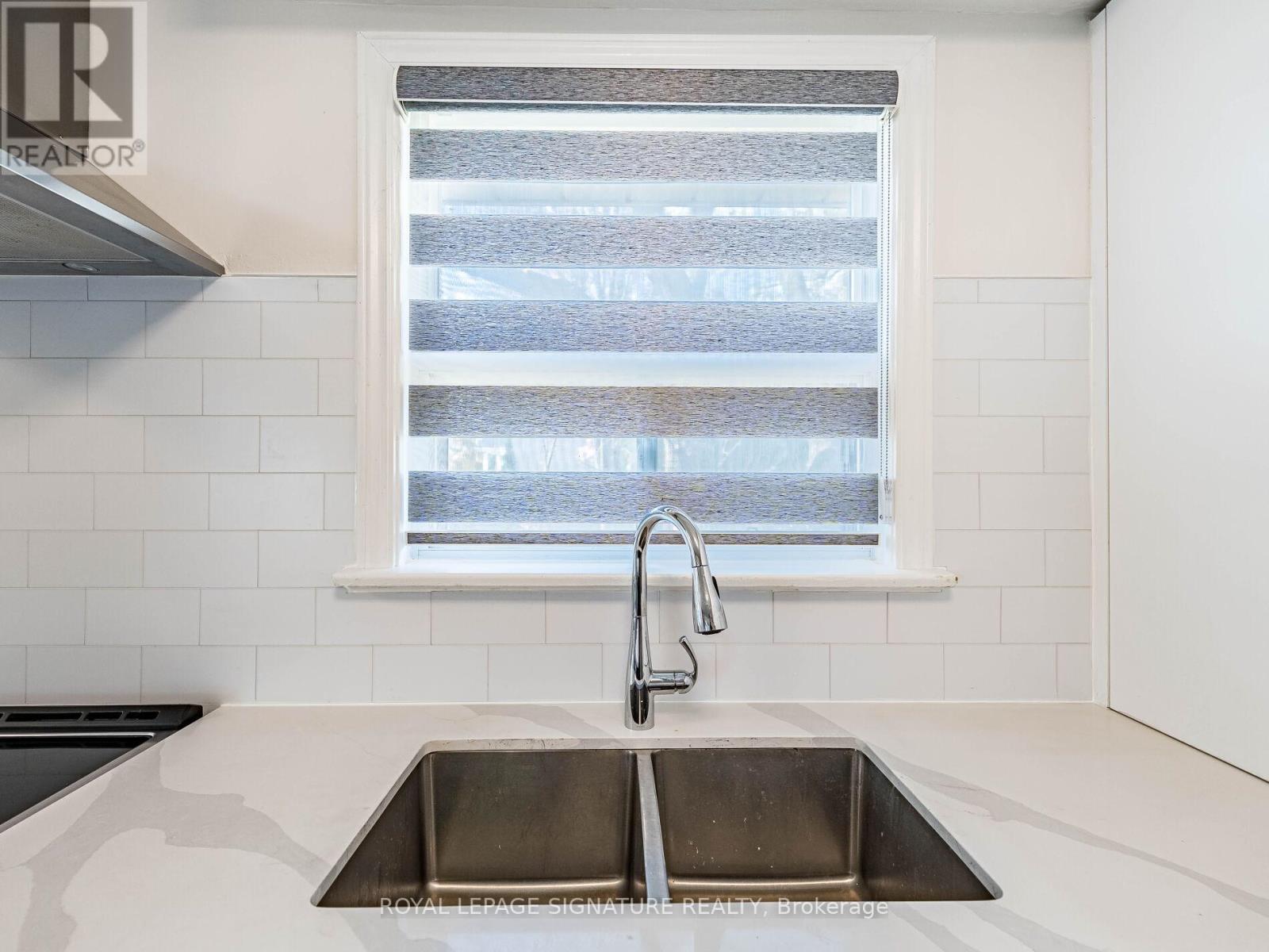 194 Pleasant Avenue, Toronto, Ontario  M2M 1M3 - Photo 6 - C12518338