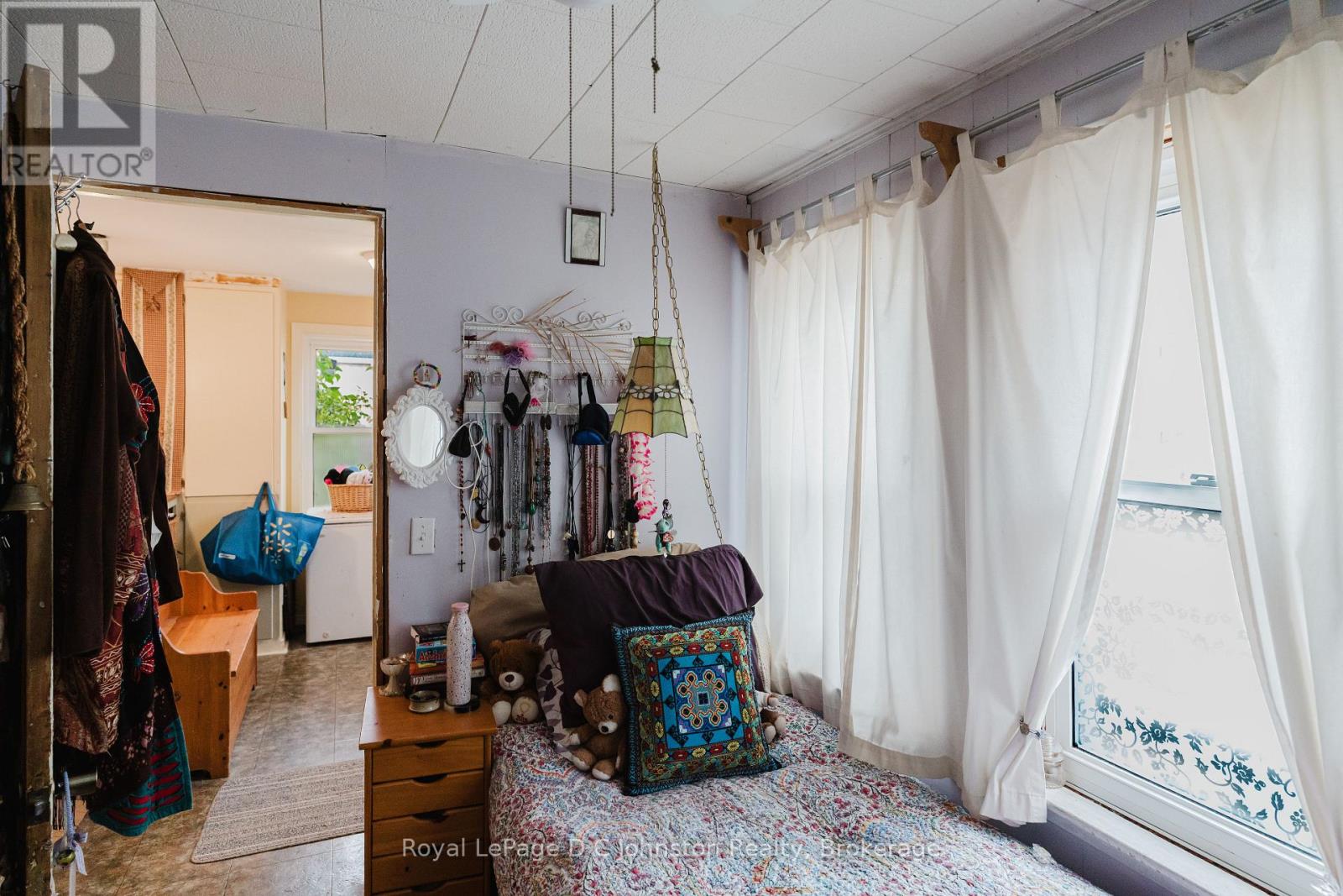 643 Elgin Street, Saugeen Shores, Ontario  N0H 2C0 - Photo 14 - X12518346