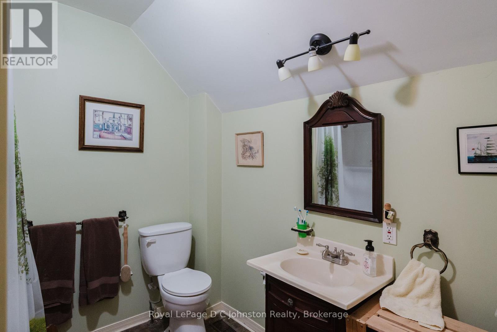 643 Elgin Street, Saugeen Shores, Ontario  N0H 2C0 - Photo 30 - X12518346