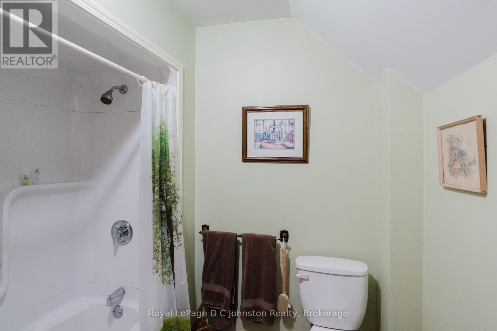 643 Elgin Street, Saugeen Shores, Ontario  N0H 2C0 - Photo 31 - X12518346