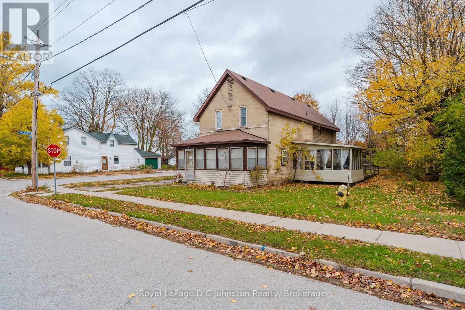 643 Elgin Street, Saugeen Shores, Ontario  N0H 2C0 - Photo 40 - X12518346