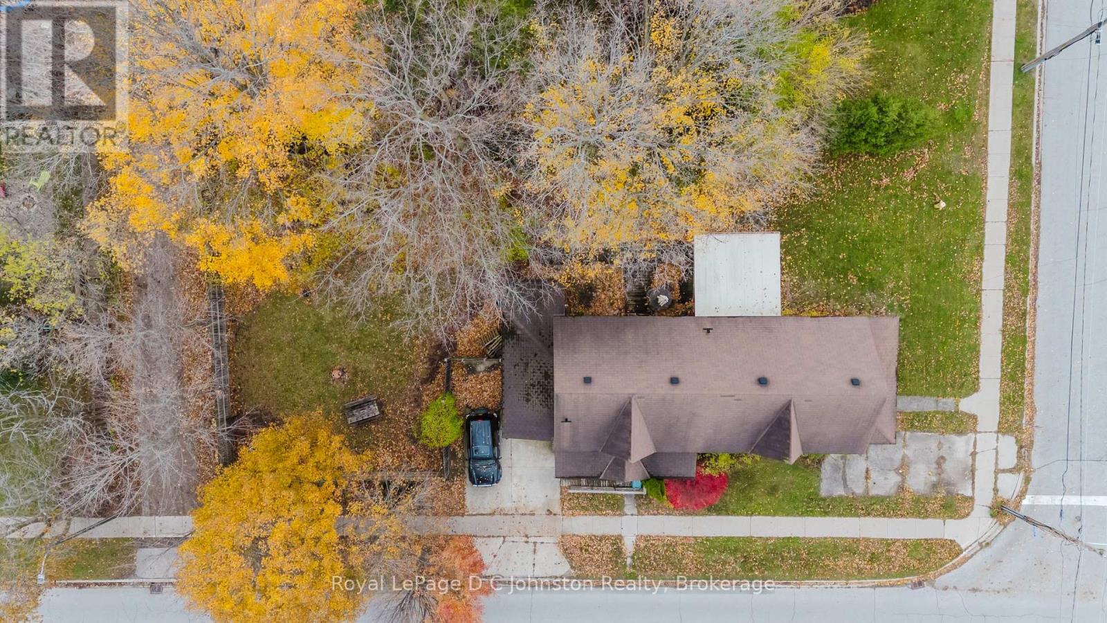 643 Elgin Street, Saugeen Shores, Ontario  N0H 2C0 - Photo 5 - X12518346