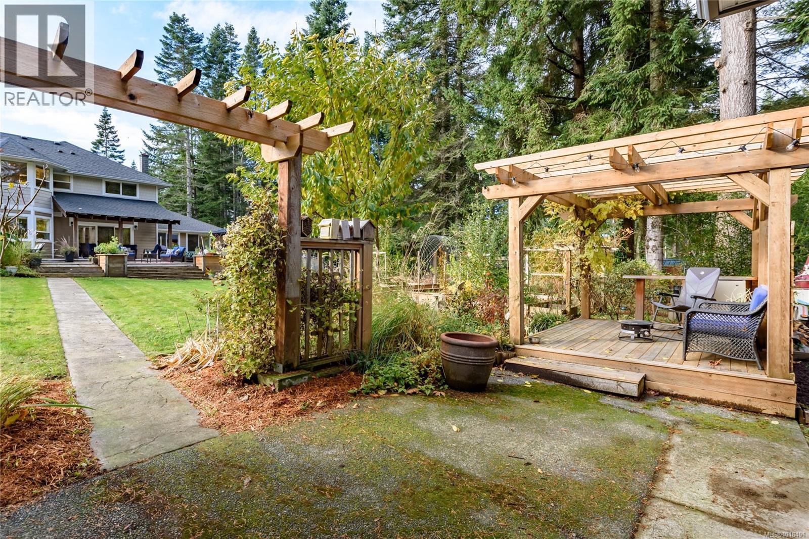 1230 Glen Urquhart Dr, Courtenay, British Columbia  V9N 3Y2 - Photo 54 - 1018401