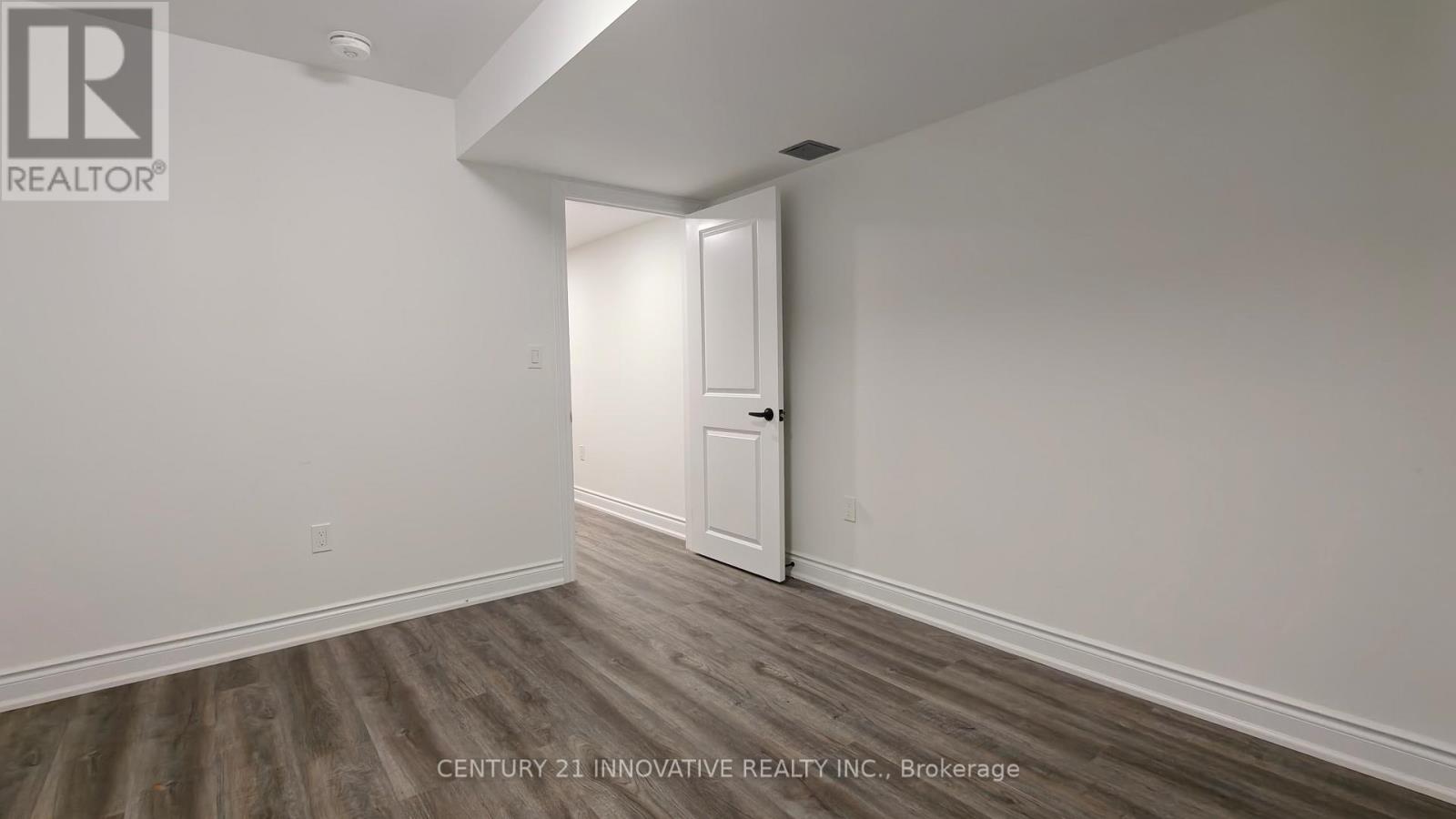 1034 Pelican Trail, Pickering, Ontario  L1X 0H1 - Photo 14 - E12518302