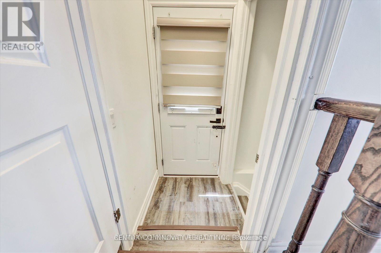 1034 Pelican Trail, Pickering, Ontario  L1X 0H1 - Photo 16 - E12518302