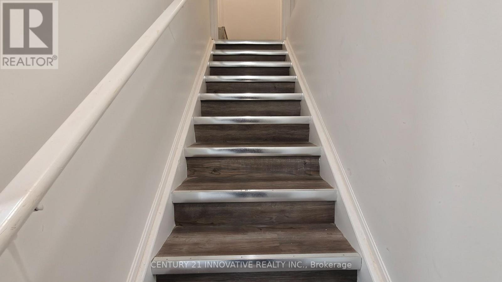 1034 Pelican Trail, Pickering, Ontario  L1X 0H1 - Photo 4 - E12518302