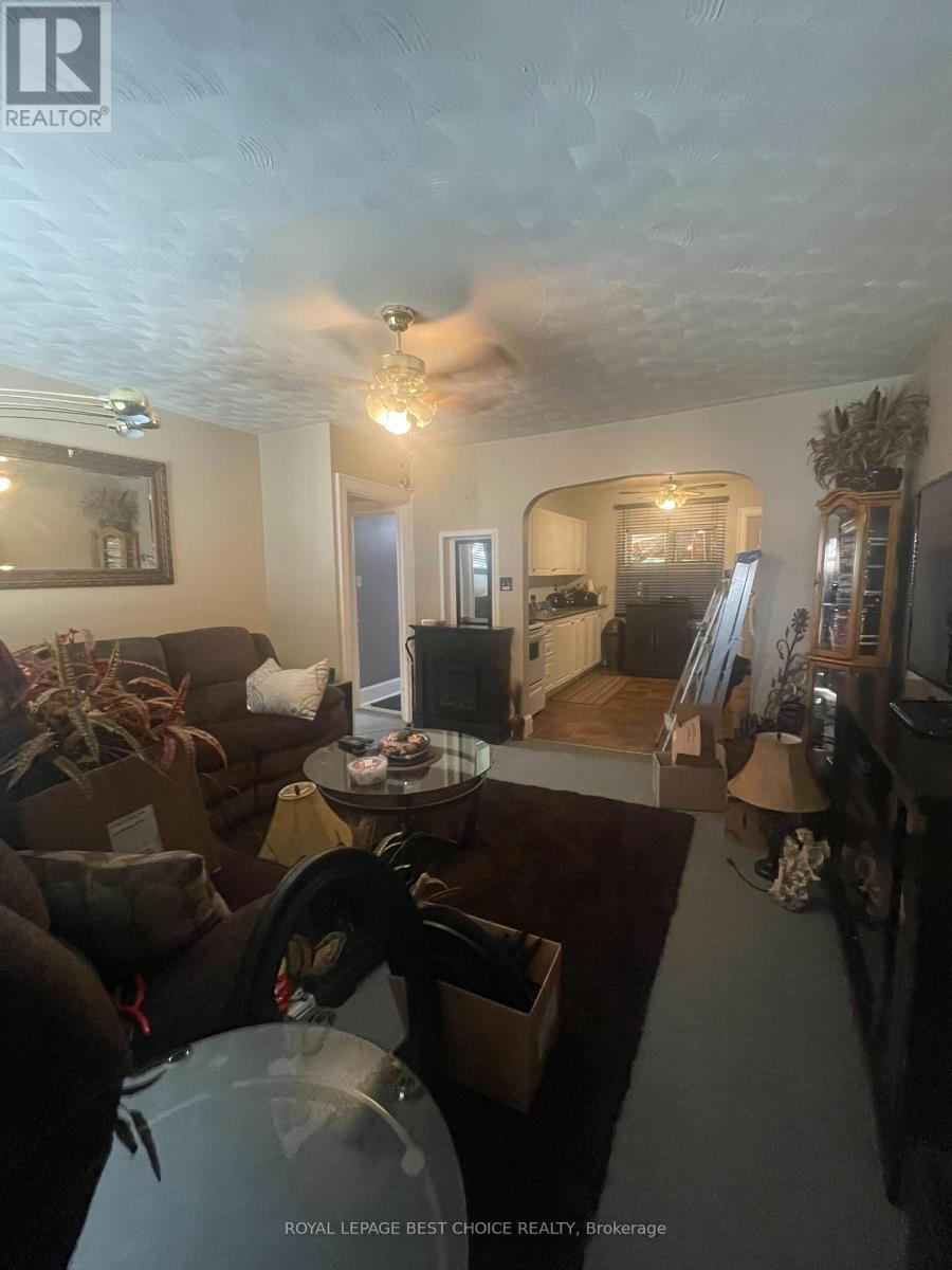 8 Dixon Avenue, Kirkland Lake, Ontario  P2N 1V9 - Photo 23 - T12518456