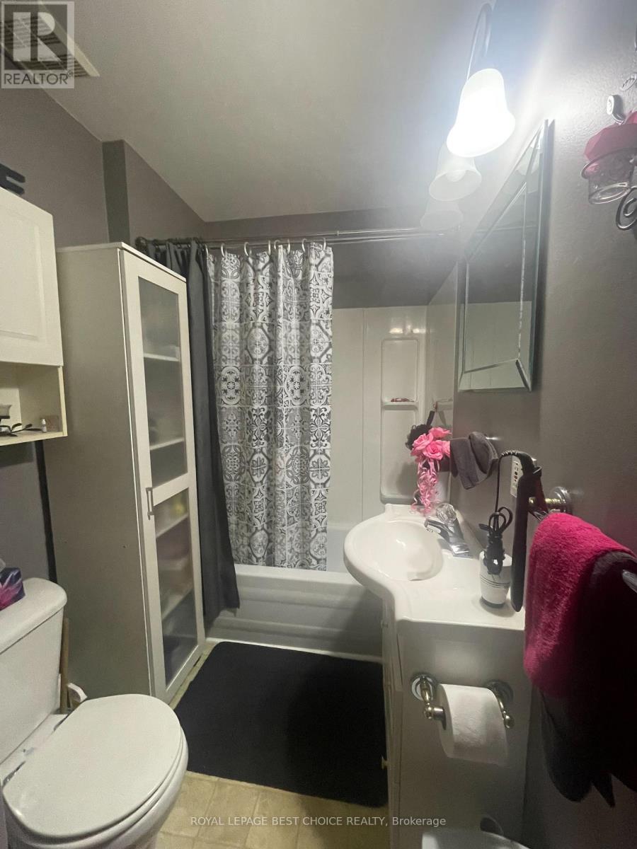 8 Dixon Avenue, Kirkland Lake, Ontario  P2N 1V9 - Photo 24 - T12518456