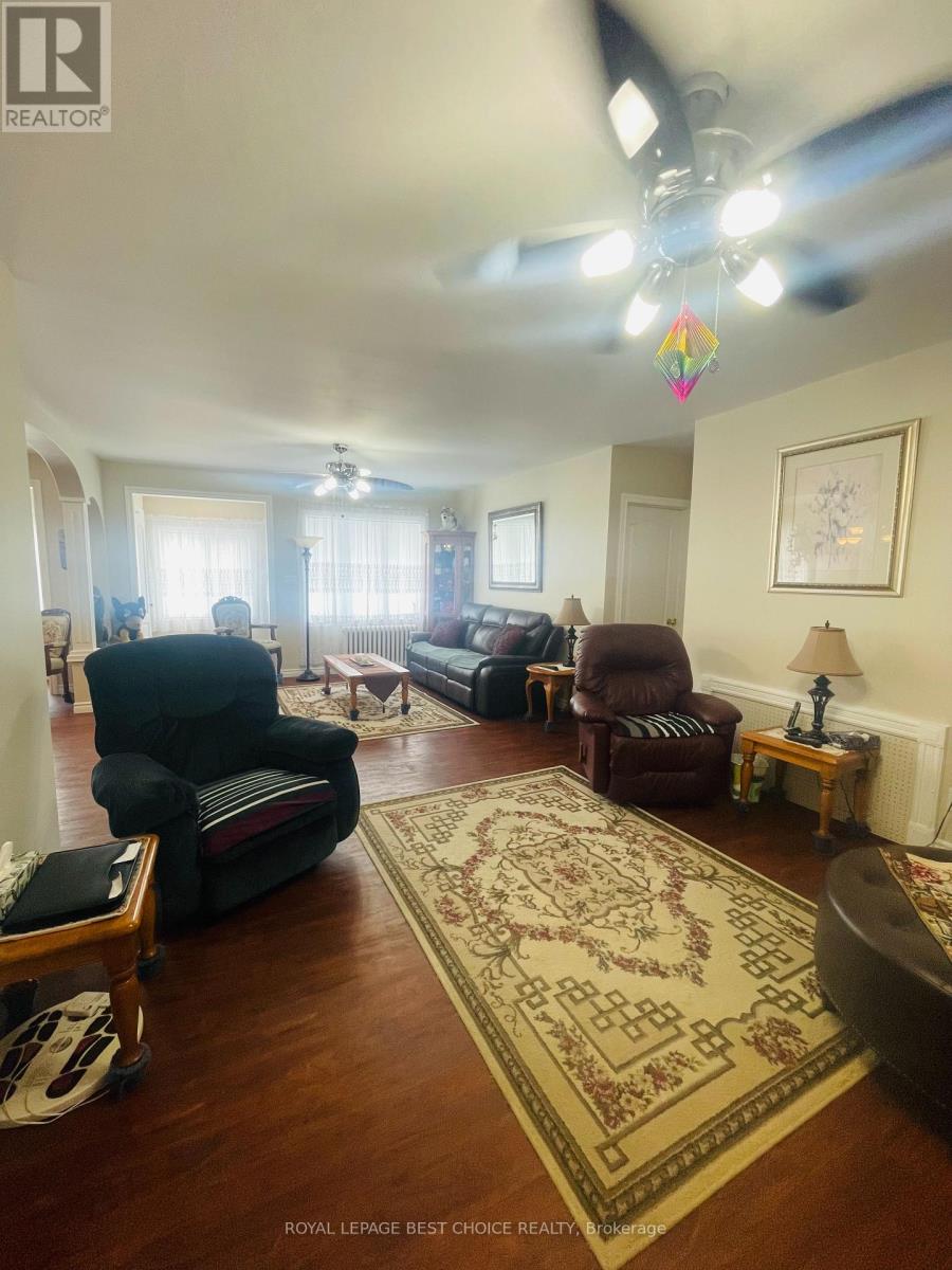 8 Dixon Avenue, Kirkland Lake, Ontario  P2N 1V9 - Photo 7 - T12518456