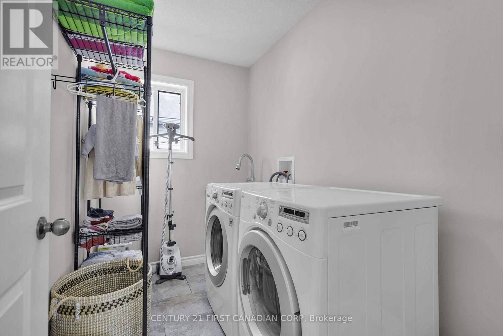 916 Roulston Street, London North, Ontario N6H 0E6 - Photo 26 - X12518448