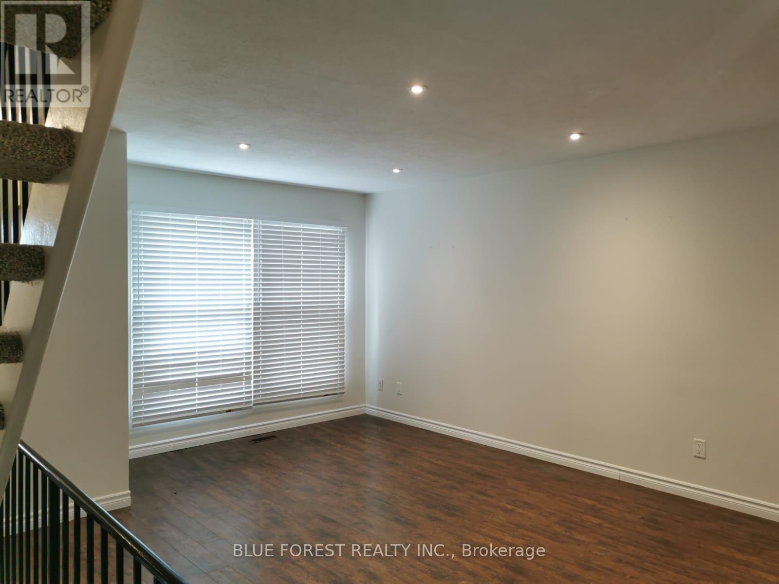 14 - 70 Fiddlers Green Road, London North, Ontario  N6H 4R4 - Photo 4 - X12518452