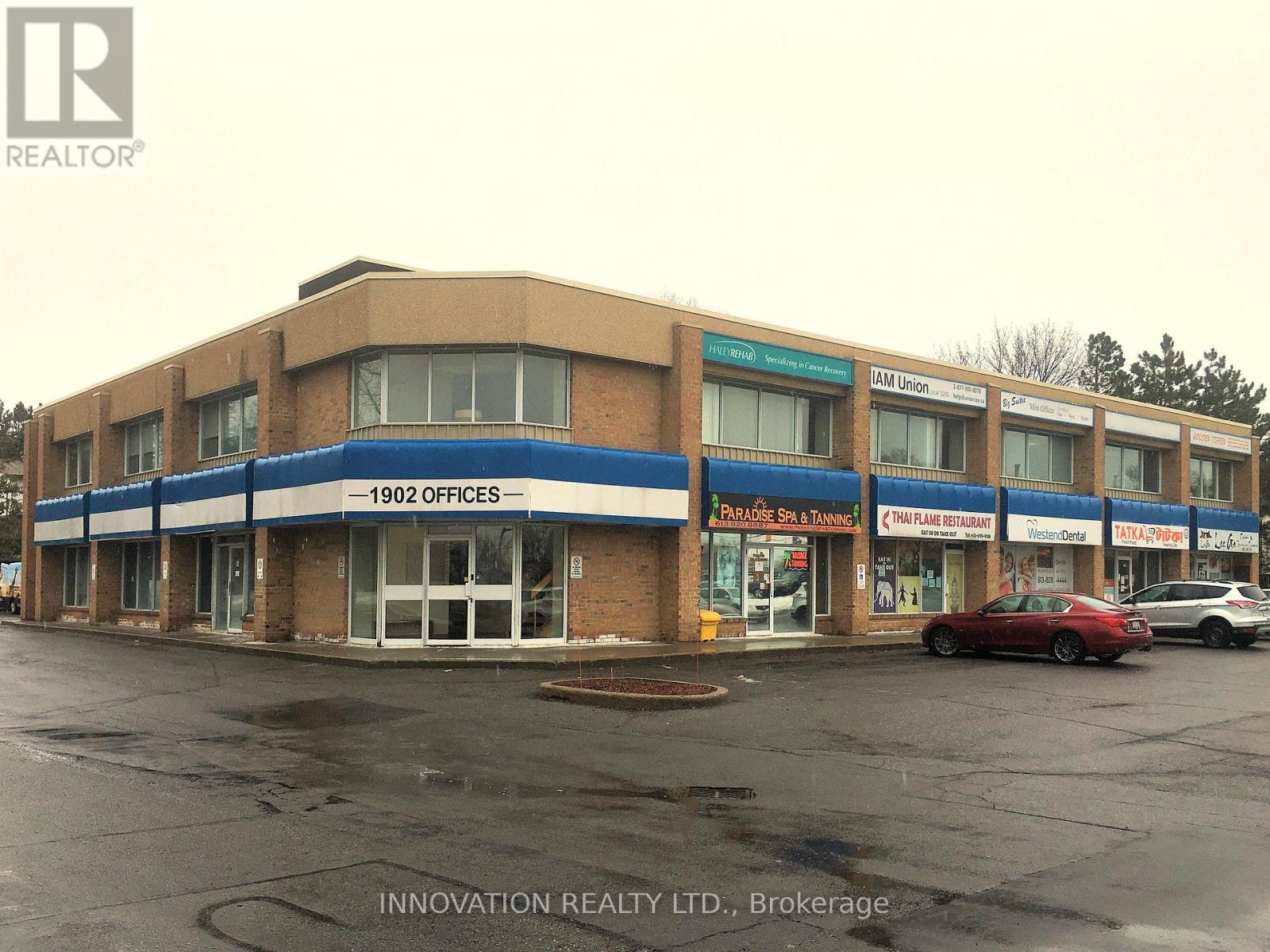 204 - 1902 Robertson Road, Ottawa, Ontario K2H 5B8 - Photo 1 - X12518520