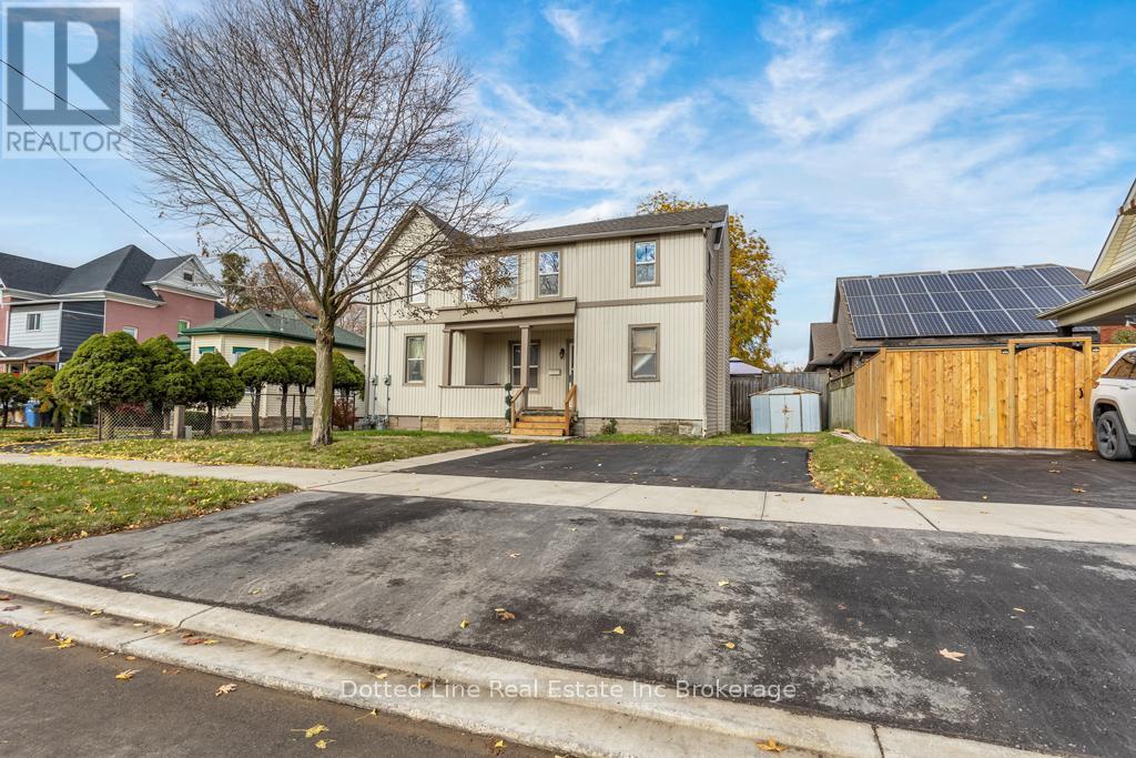 64 Forest Avenue, St. Thomas, Ontario  N5R 2J3 - Photo 3 - X12518478