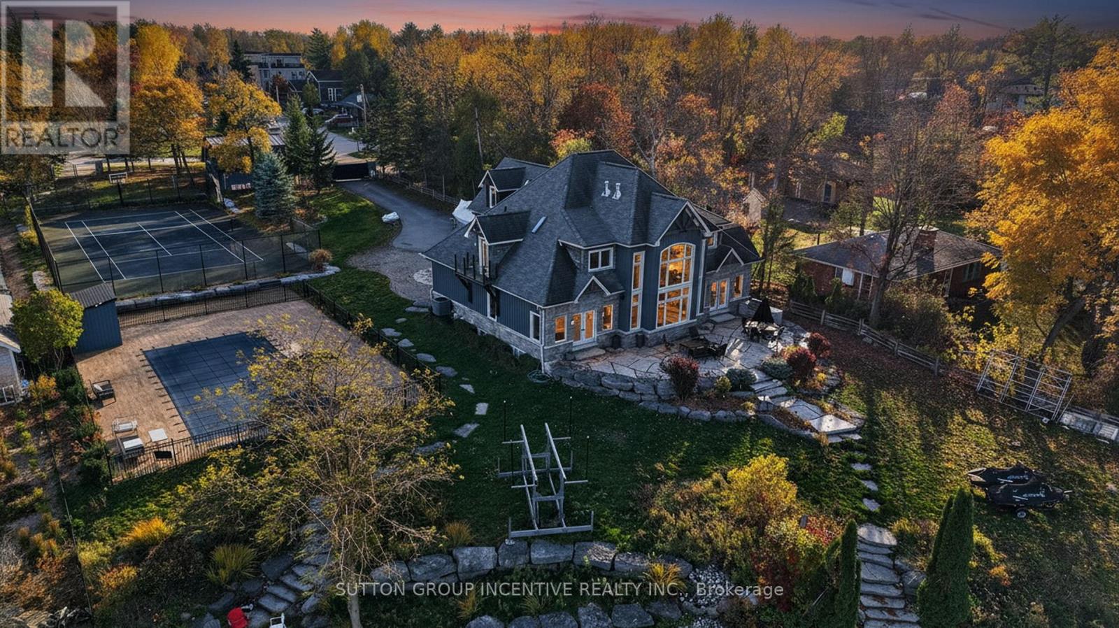 44-46 GRAY LANE, Barrie, Ontario