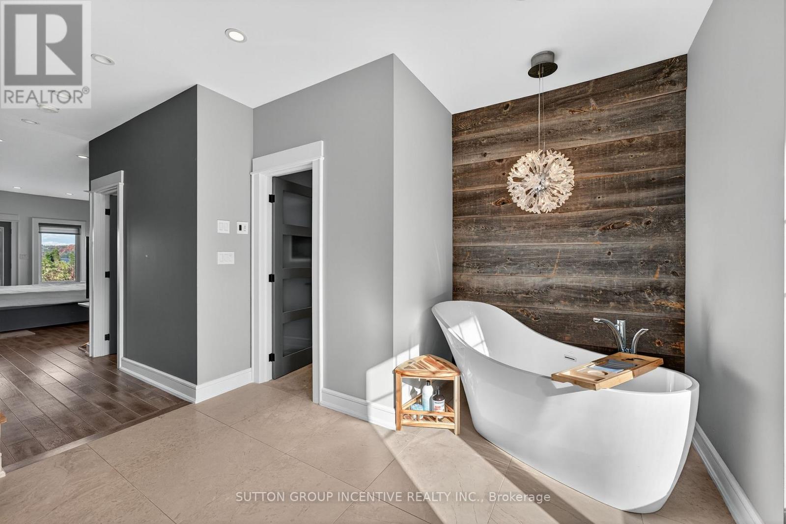 44-46 Gray Lane, Barrie, Ontario  L4N 7T1 - Photo 32 - S12518308